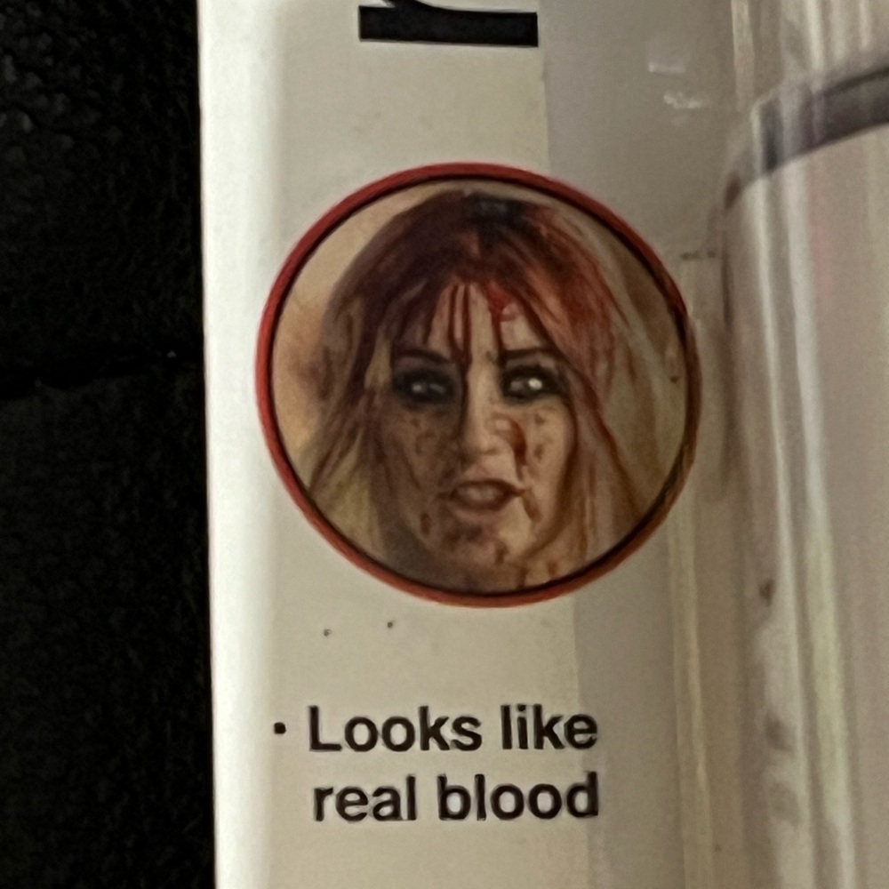 Halloween Vampire Set: Fake Blood Spray,Glow-in-the-Dark Teeth w/ Blood (Rubies) - Picture 6 of 6